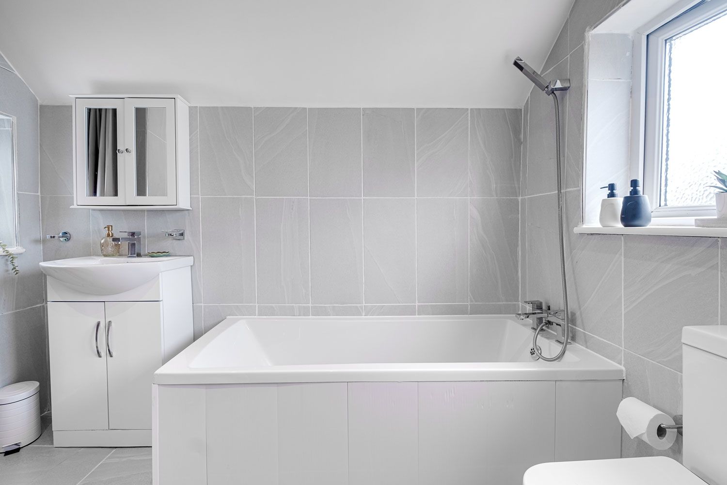 Serviced Accommodation in Birmingham - Bathroom